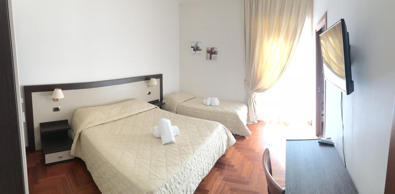 La Locanda Del Palatoraffinato ชัมปีโน ภายนอก รูปภาพ